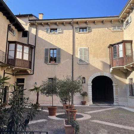 Apartamento Antiche Colonne Verona Exterior foto