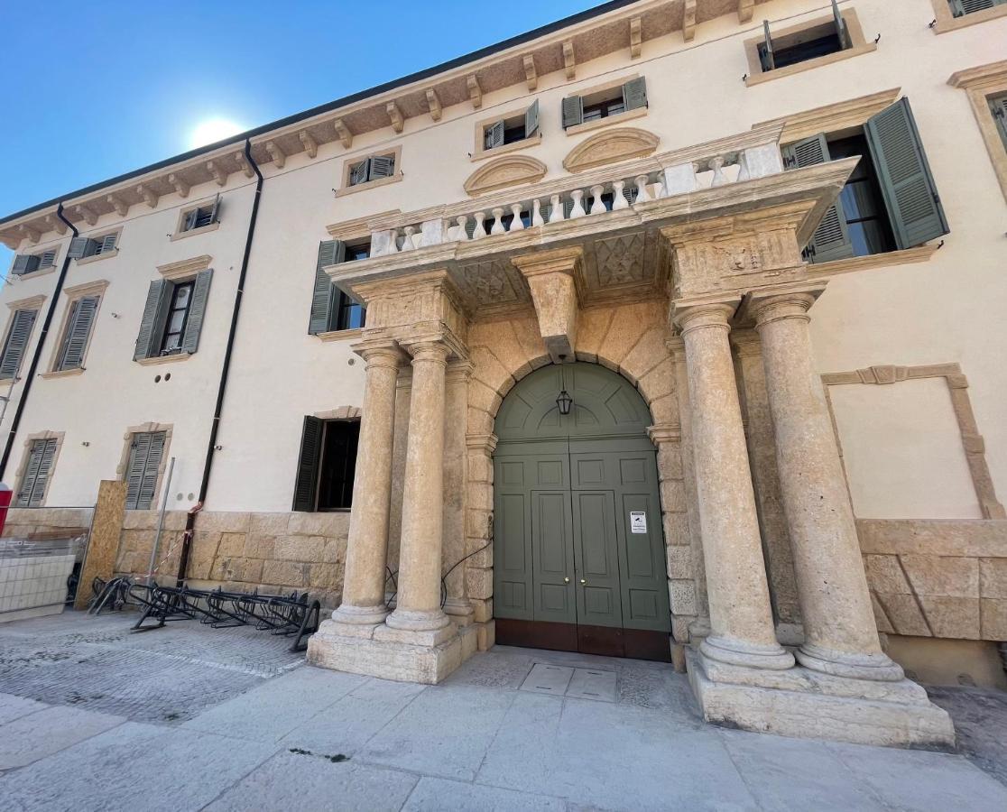Apartamento Antiche Colonne Verona Exterior foto