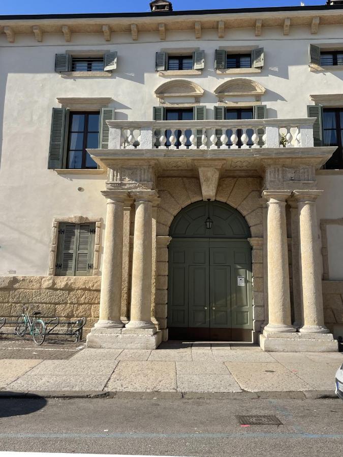 Apartamento Antiche Colonne Verona Exterior foto