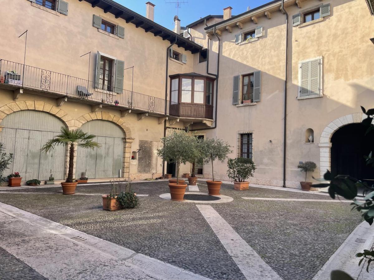Apartamento Antiche Colonne Verona Exterior foto